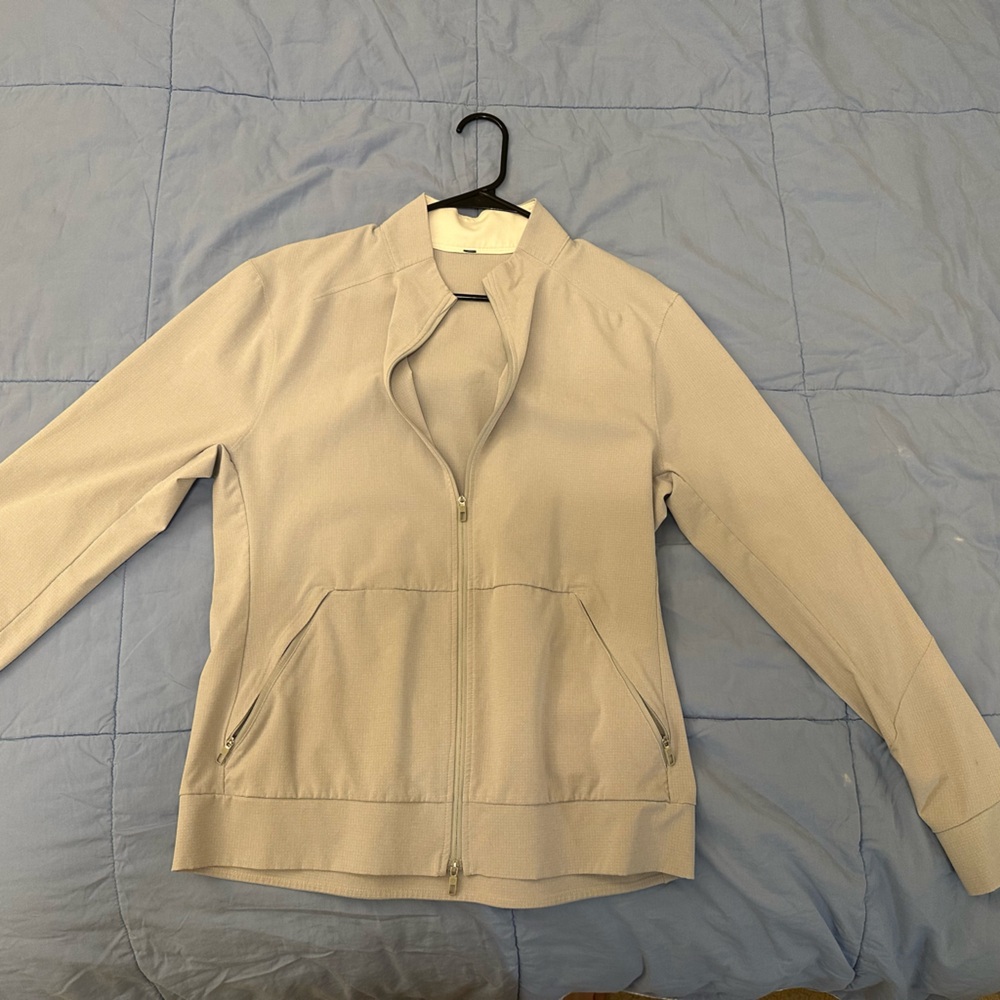 Lululemon Men’s Light Gray Jacket